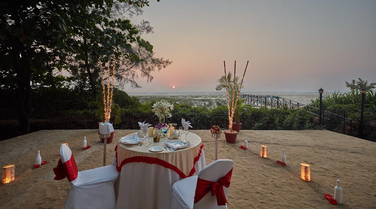 Royal Orchid Beach Resort & Spa, Utorda Beach Goa Kültér fotó